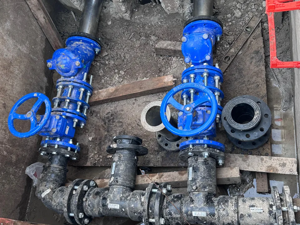Instalación real de bombeo y válvulas ejecutada por CR en Salto
